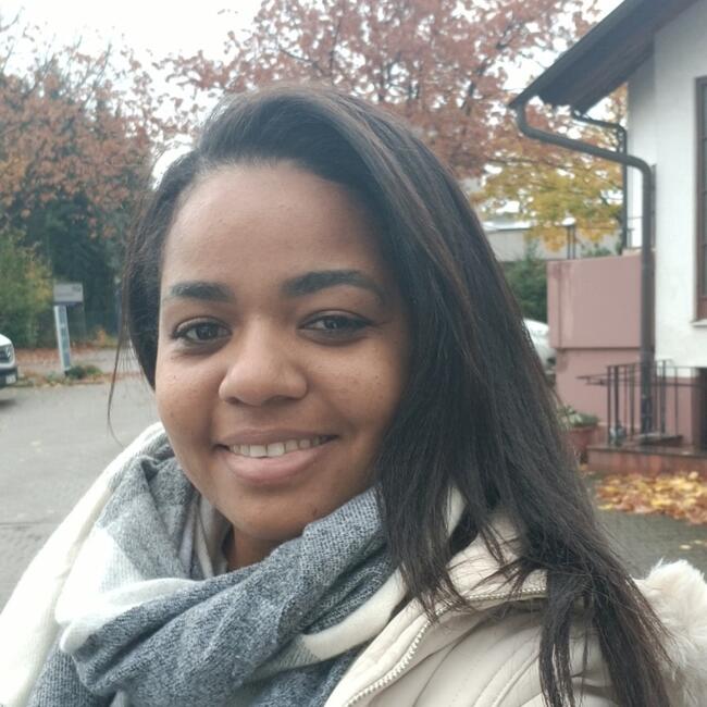 Babysitter in Sankt Peter: Alice