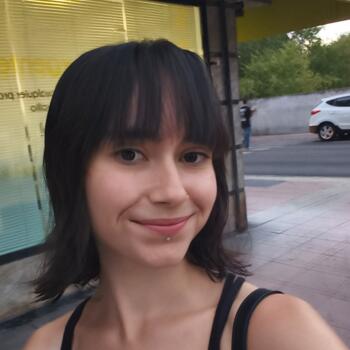 Babysitter in Parla: Ángela