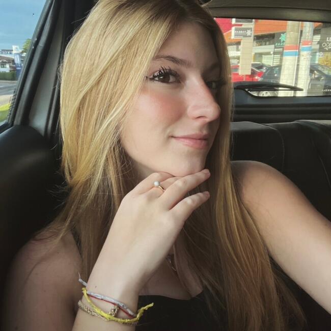 Babysitter in Florianópolis: Beatriz