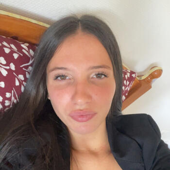 Babysitter in Beauvais: Carla