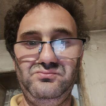 Babysitter in Pančevo: Bane
