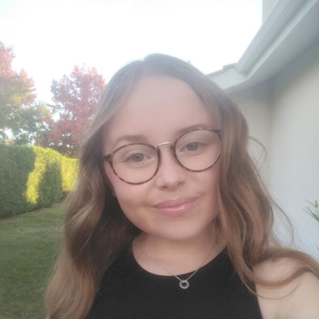 Babysitter στην περιοχή Pessac: Emma