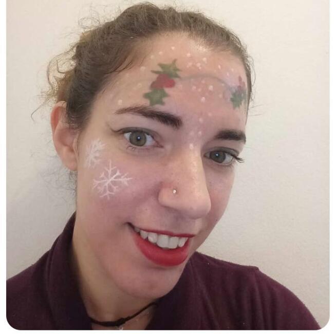 Babysitter in Ermoupoli: Κωνσταντίνα