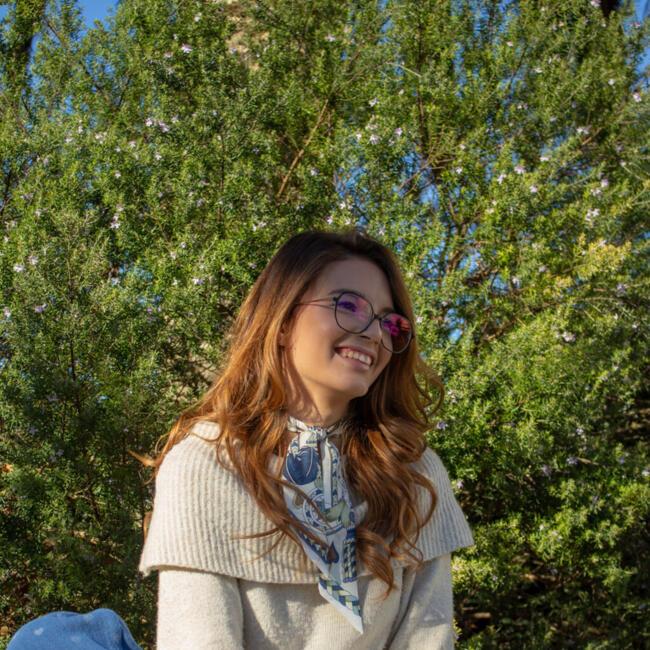 Babysitter in Jonzac: Lucie