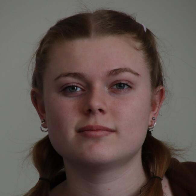 Babysitter in Grenoble: Emma