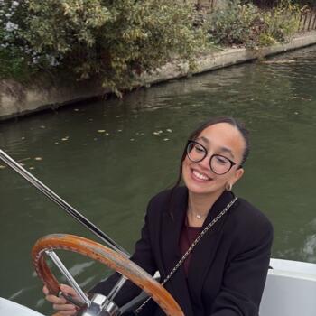Babysitter in Villeneuve-la-Garenne: Ania