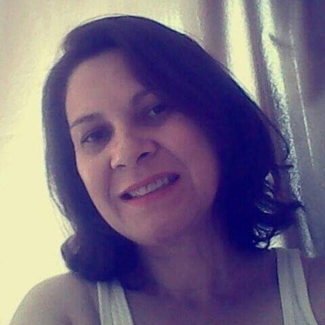 Babá em Pinhais: Gelcina