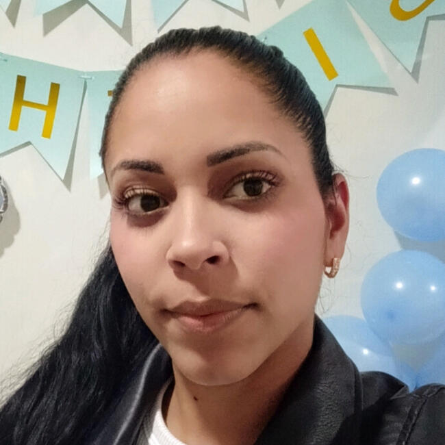 Babysitter in Cancún: Surima