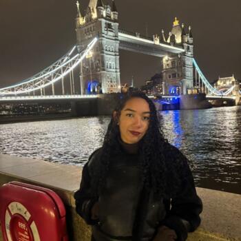 Babysitter in London: Bruna