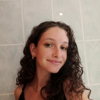Babysitter in Le Havre: Maëla