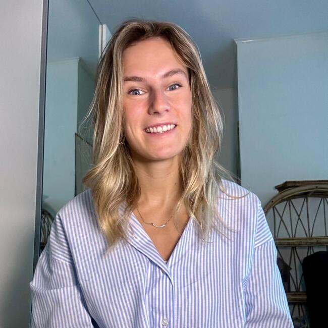 Babysitter in Sydney: Julia