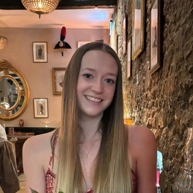 Babysitter in Kingston upon Thames: Daisy