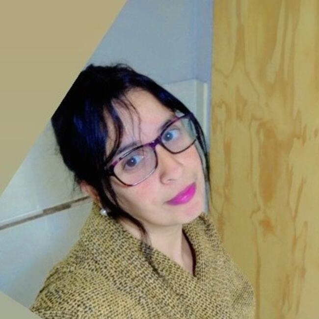 Babysitter in Paraná: Caro