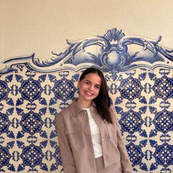 Babysitter in Vila Nova de Gaia: CLARISSE