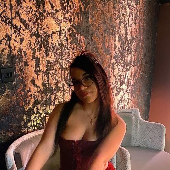 Babysitter in Dagenham: Jennifer