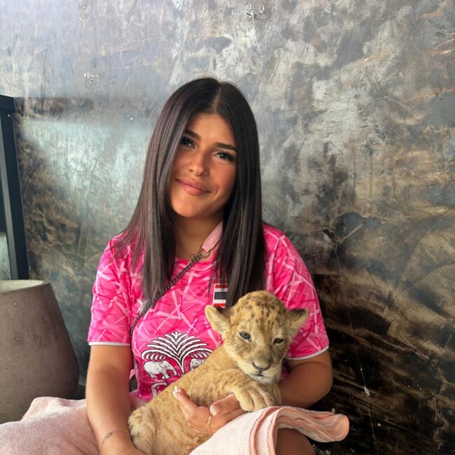 Babysitter in Joinville-le-Pont: Alexia