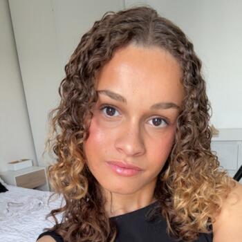 Babysitter in Arnage: Shaïna