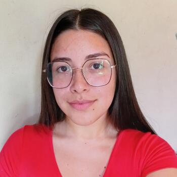 Niñera Longchamps: Fiorella Ledesma