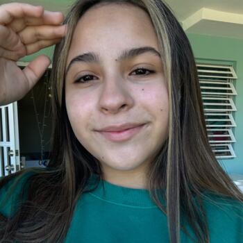 Niñera en Arecibo: Imara Rivera