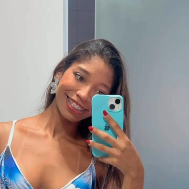 Babysitter in Ilhéus: Thaina