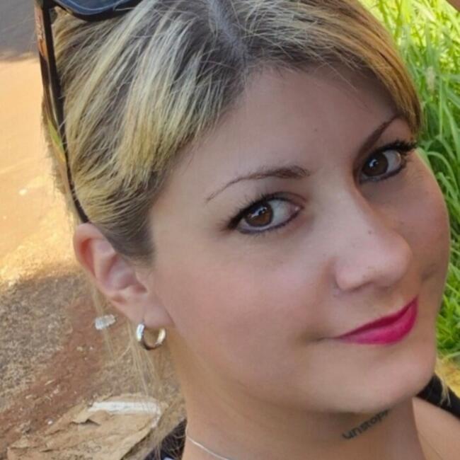 Babysitter in Pilar: Sandra