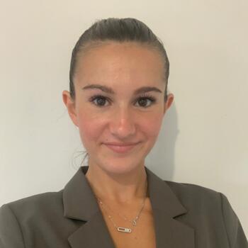 Baby-sitter in Lyon: Julie
