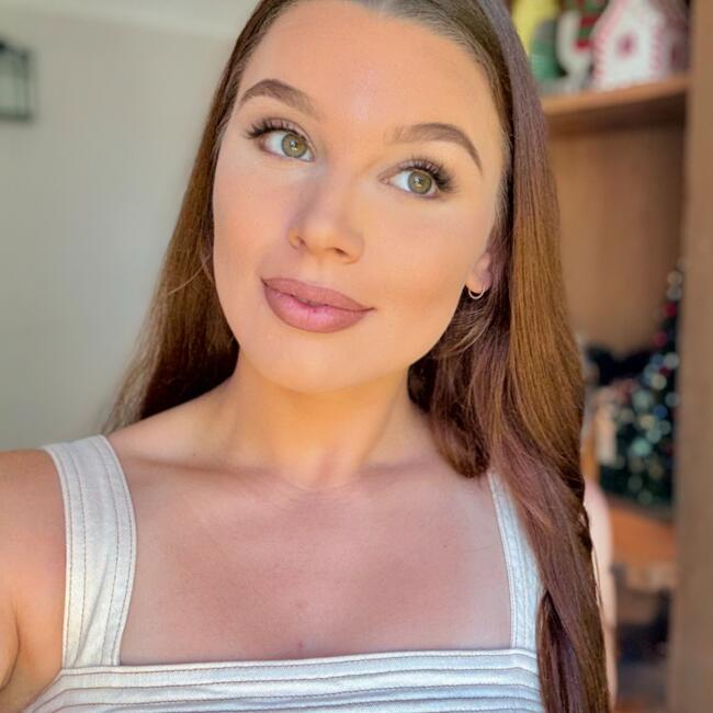 Babysitter in Brisbane: Chloe-lee
