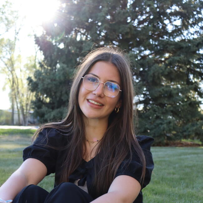 Babysitter in Aizenay: Louise