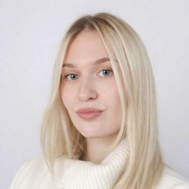 Babysitter in Derval: Zlata