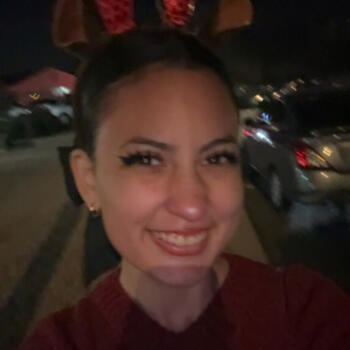 Babysitter in Phoenix: Laila