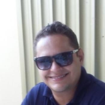 Emprego de babá em Goiânia: emprego de babá Fabio