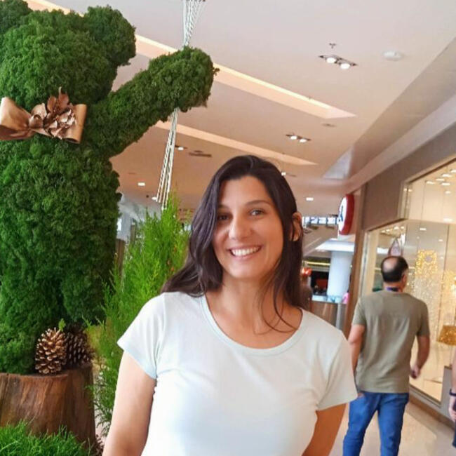 בייביסיטר ב- תל אביב-יפו: Vaneska