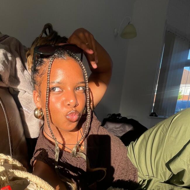 Babysitter in Birmingham: Shae