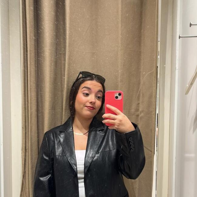 Babysitter in Valladolid: Claudia