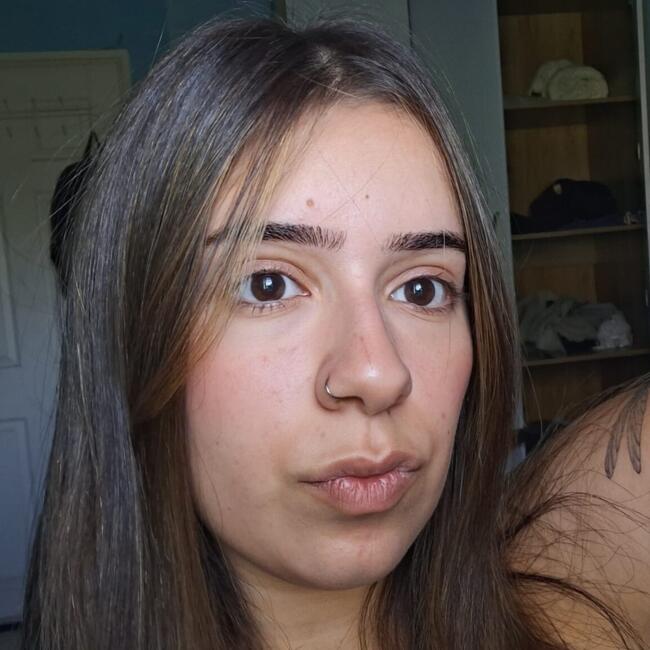 Babysitter in Petah Tikva: שירה