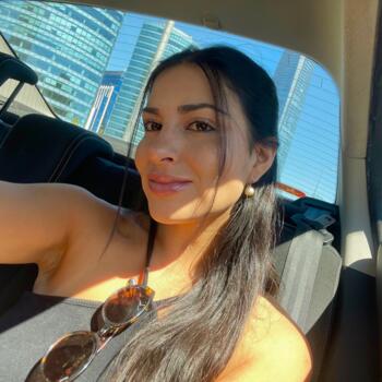 Babysitter in Castletroy: Catalina mendez