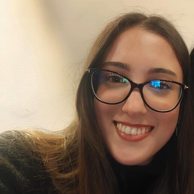 Babysitter in Syracuse: Jolanda