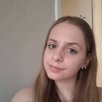 Babysitter in Petroúpolis: Δημητρα