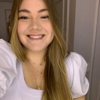 Baby-sitter in Richmond: Luiza