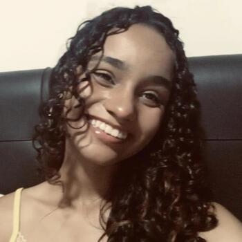 Babysitter in Mesquita: Vitória