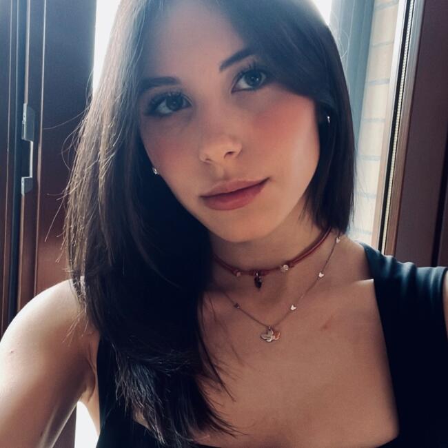 Niñera en Perugia: Giulia