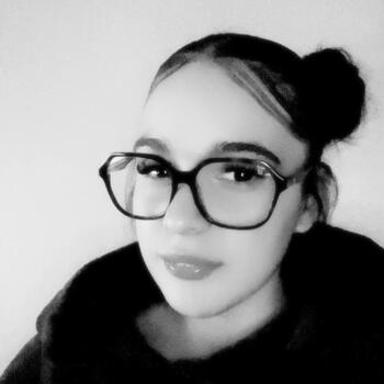 Babysitter Villefontaine: Celia