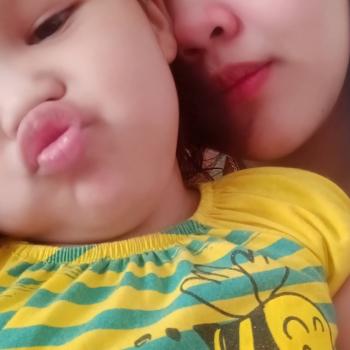 Babysitting job in Petaling Jaya: babysitting job Ayu
