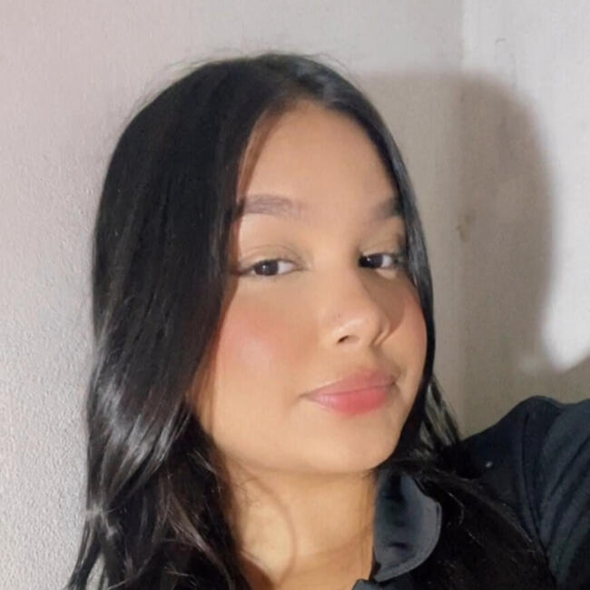 Babá em Recife: Marian