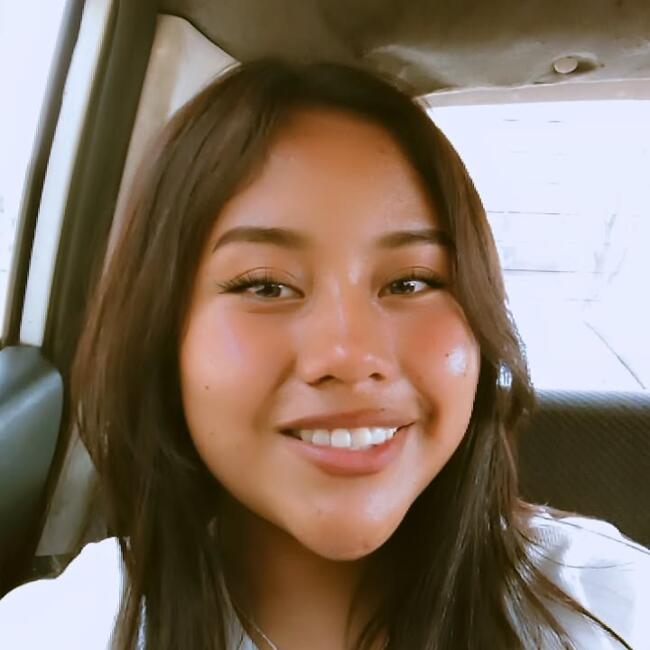 Babysitter in Guatemala City: Elizabeth