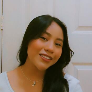 Babysitter in Guatemala City: Elizabeth