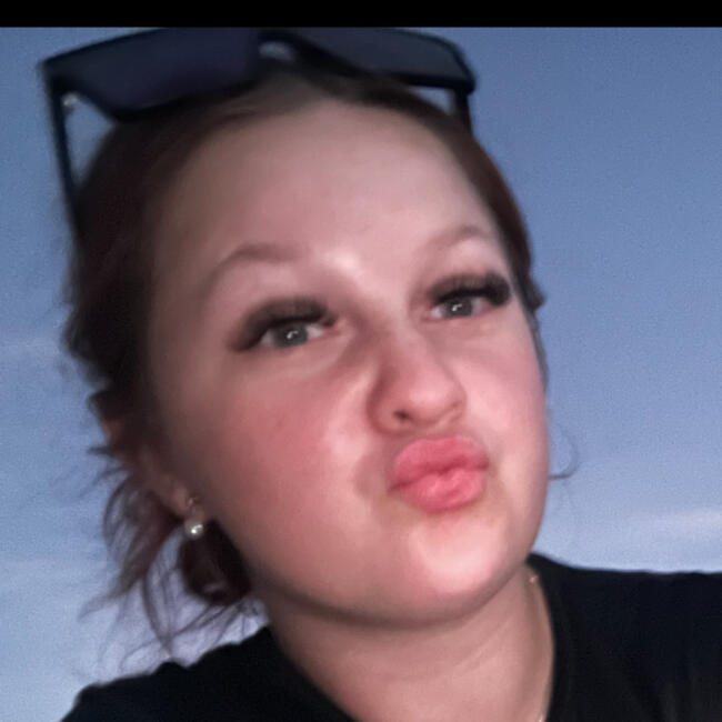 Babysitter in Launceston: Chloe