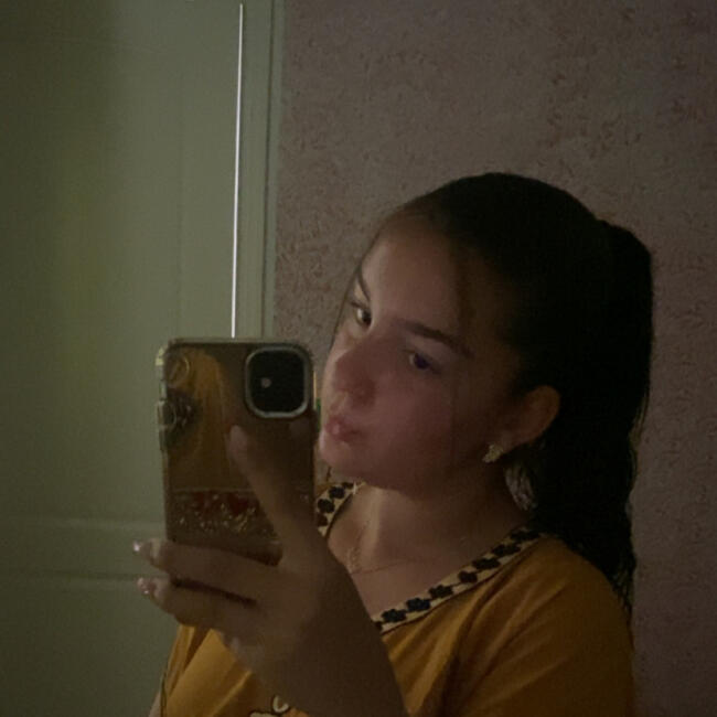 Babysitter in Vendôme: Elyssa