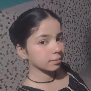 Babysitter Delhi: Sonem