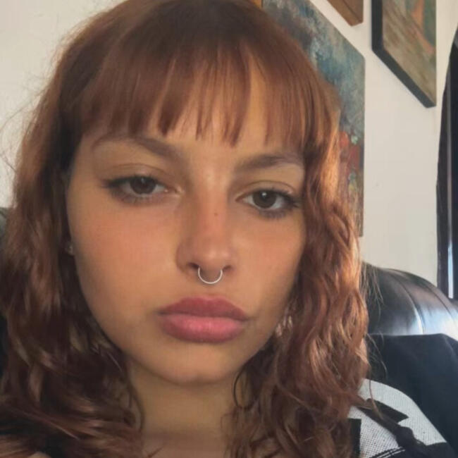 Babysitter in Montevideo: Mikaela